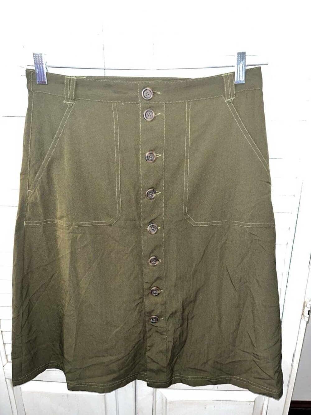NEW TravelSmith Skirt Size 10 Petite Green Midi Button Front Modest Cottagecore